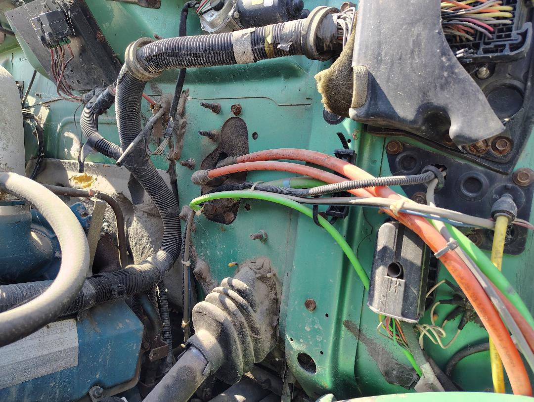 2000 INTERNATIONAL 4700 DT466E - Image 24